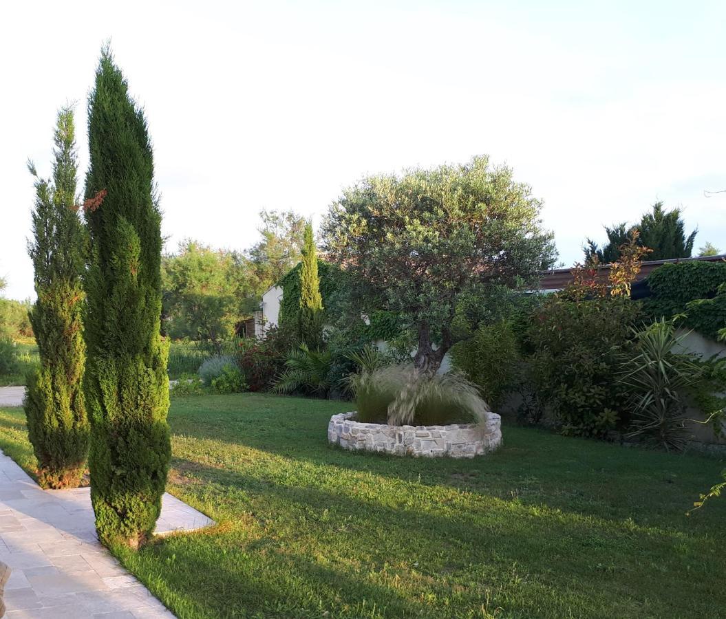 Aigues Marines Bed & Breakfast Ngoại thất bức ảnh